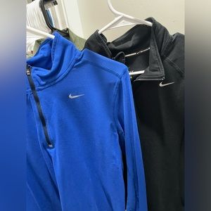 Set of 2 Men’s Nike 1/4 Zip Pullovers Medium